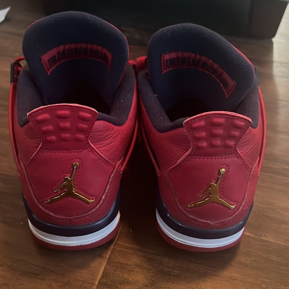 Air Jordan 4 Retro 4 Fiba Preowned
Mens Sz 8 - Picture 3 of 12